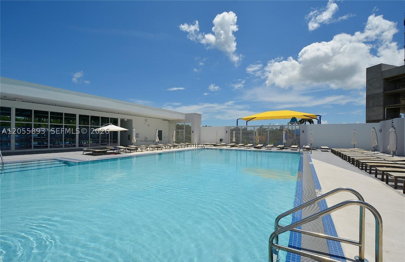 14951 Royal Oaks Ln #409, North Miami FL 33181