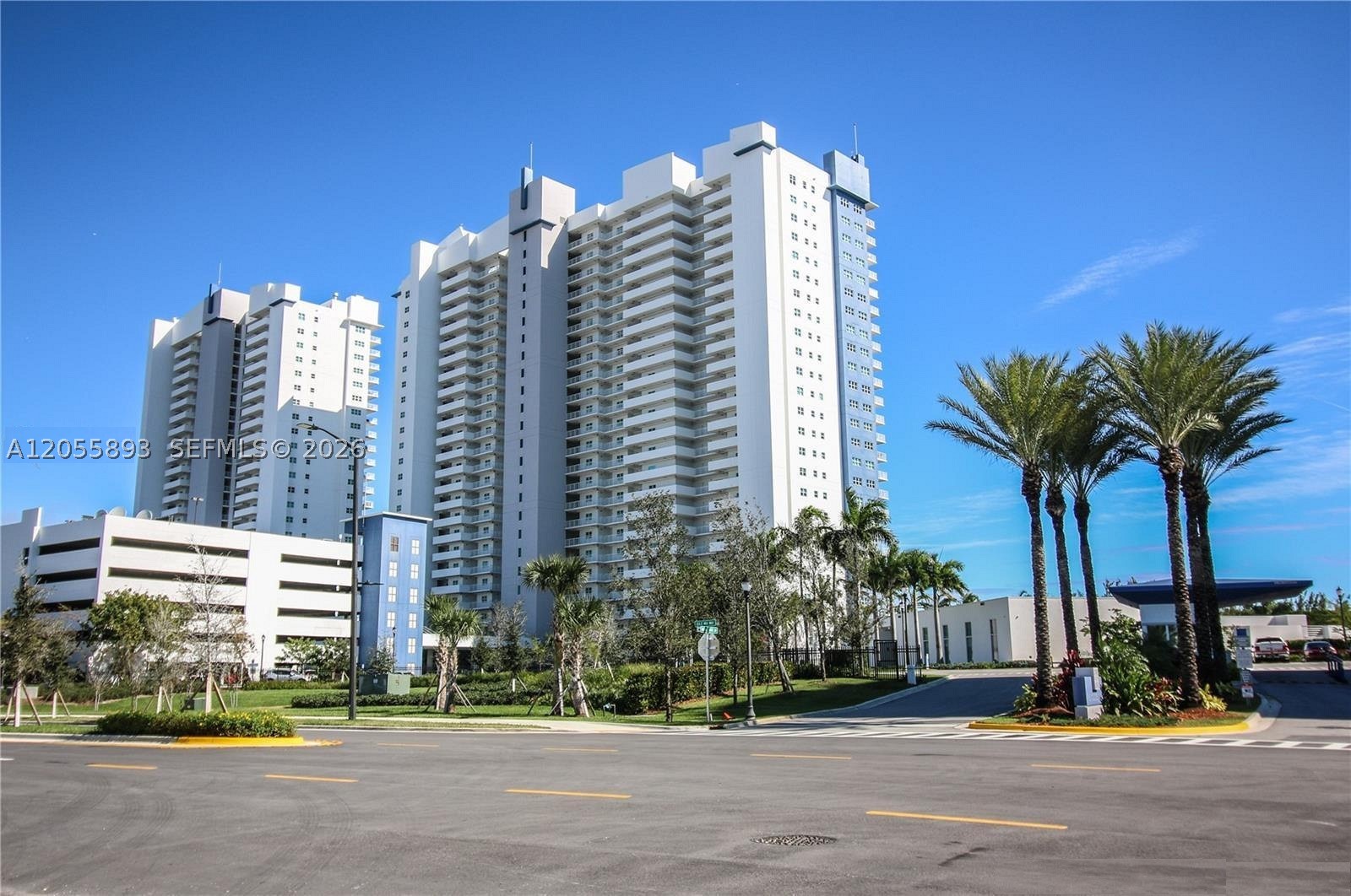 14951 Royal Oaks Ln #409, North Miami FL 33181