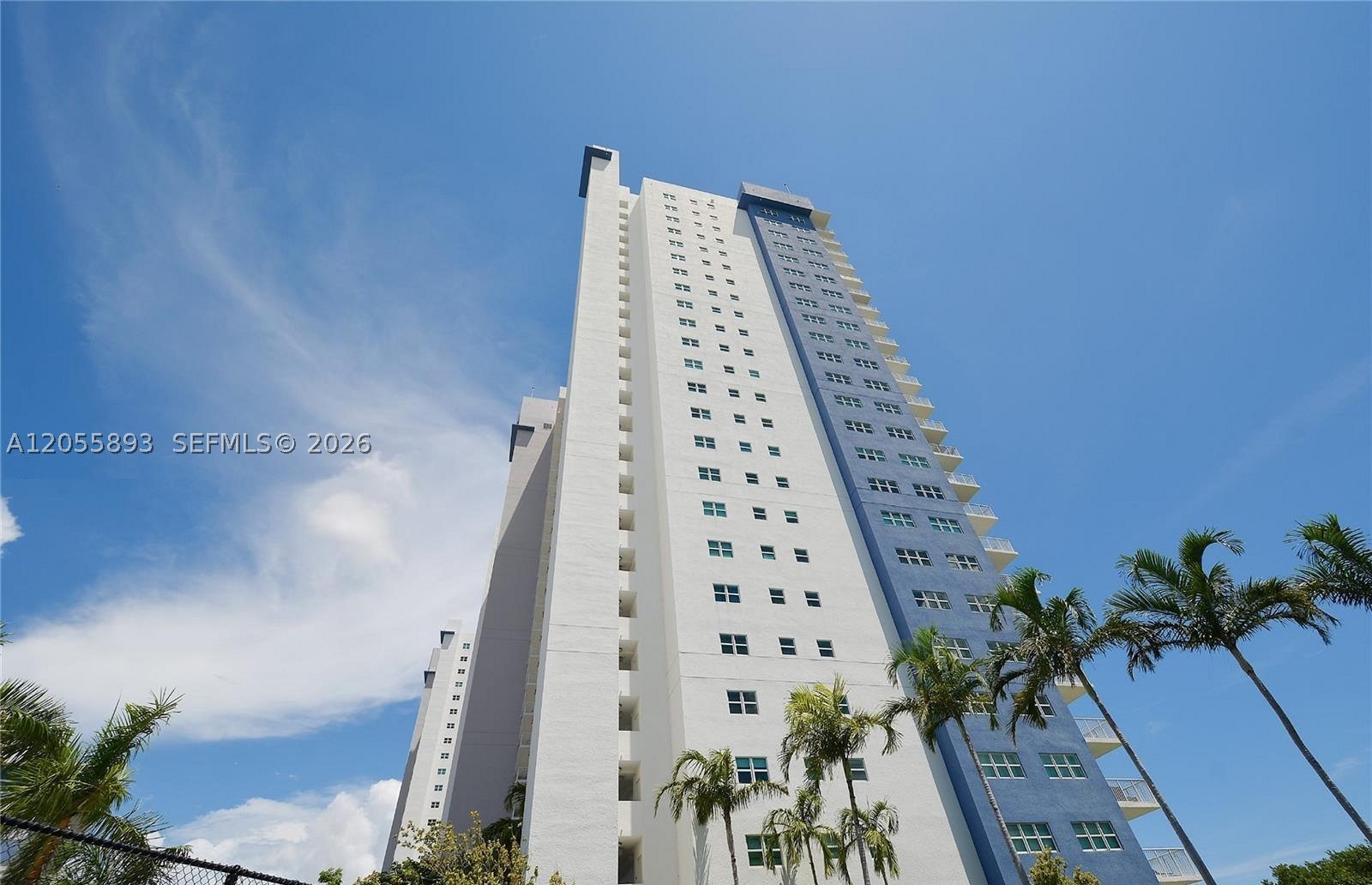 14951 Royal Oaks Ln #409, North Miami FL 33181