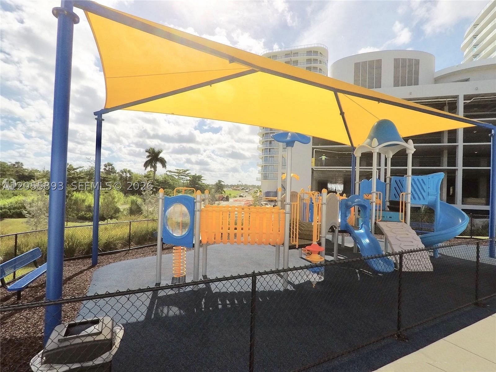 14951 Royal Oaks Ln #409, North Miami FL 33181