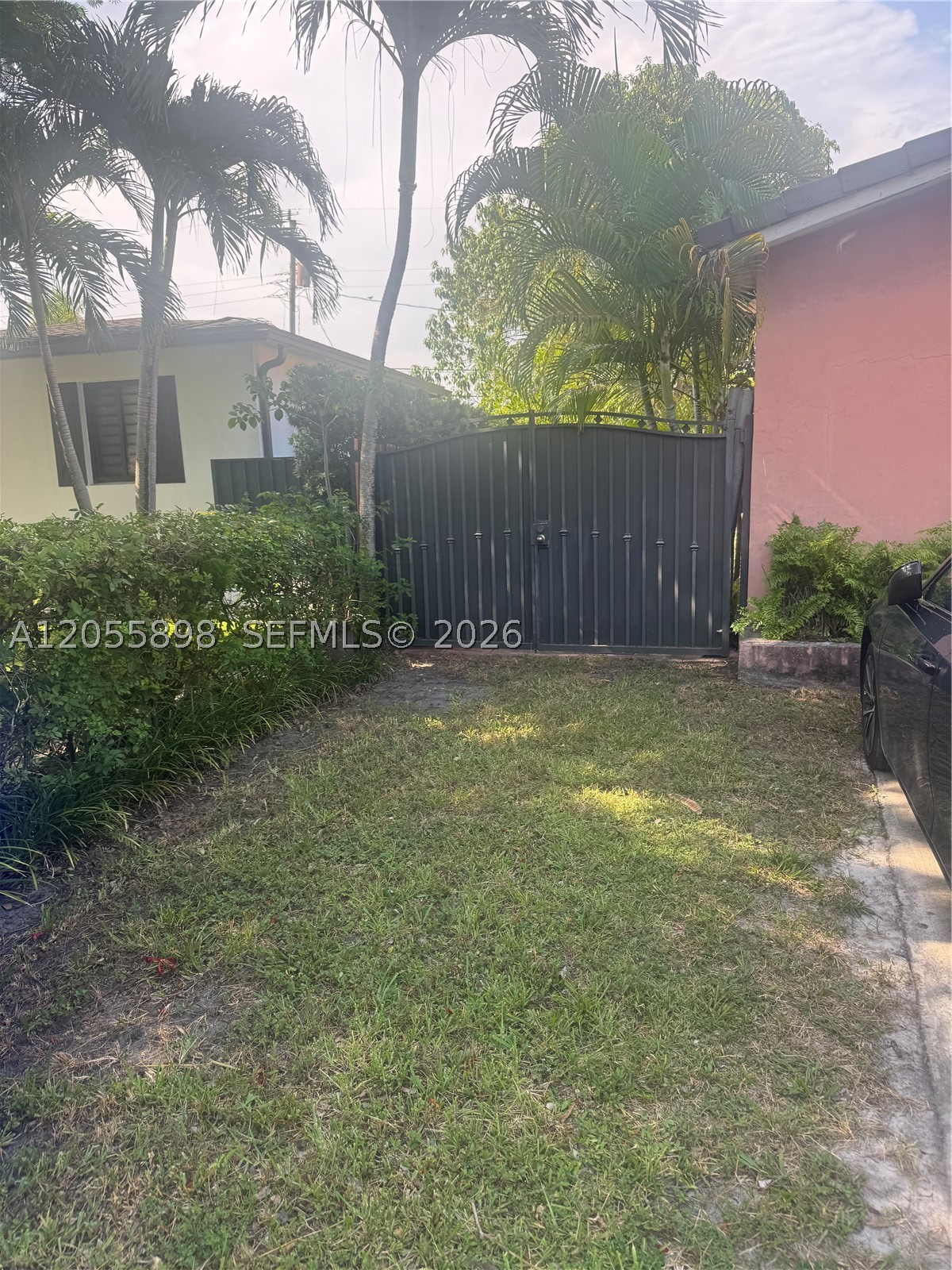 3611 SW 21st St, Miami FL 33145