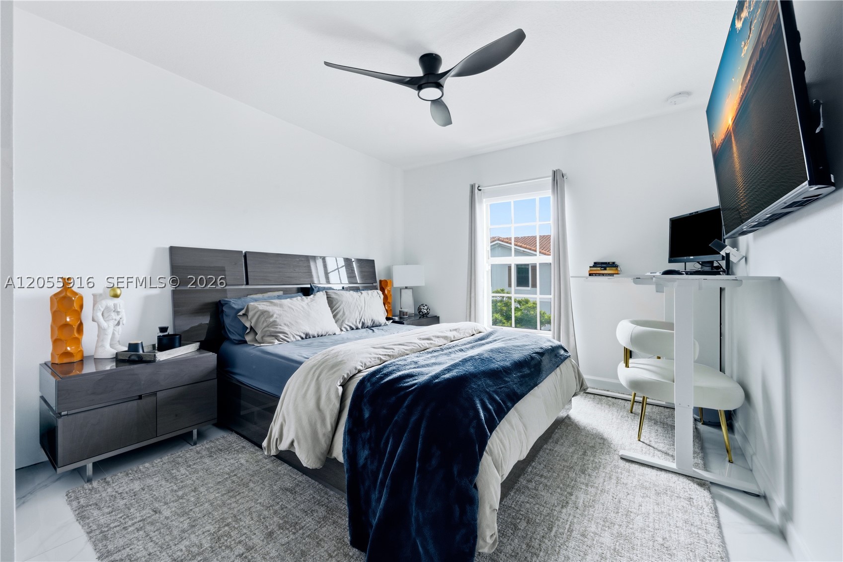 4307 Bradbury Ct, Riviera Beach FL 33410