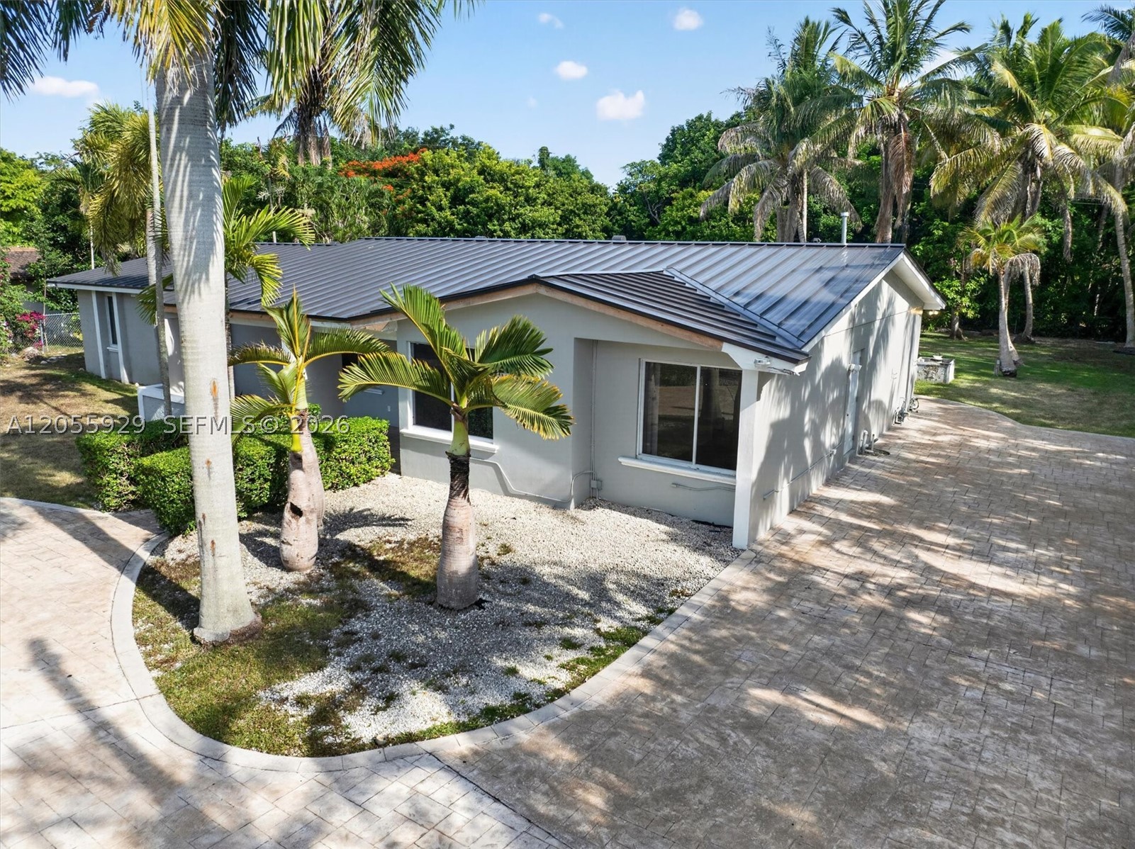 8220 SW 152nd St #0, Palmetto Bay FL 33157