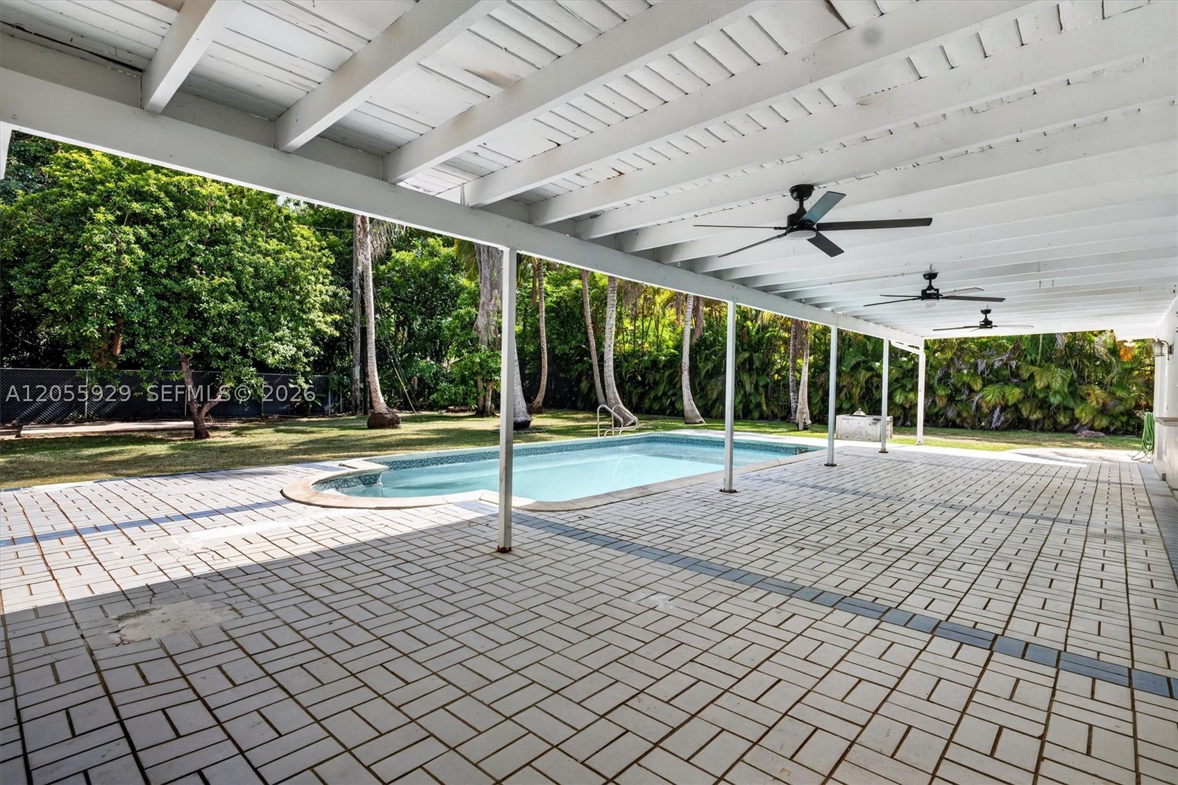 8220 SW 152nd St #0, Palmetto Bay FL 33157