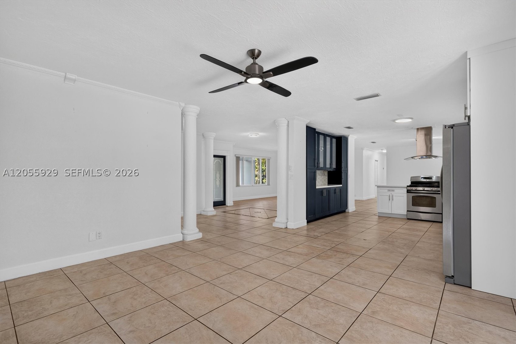 8220 SW 152nd St #0, Palmetto Bay FL 33157