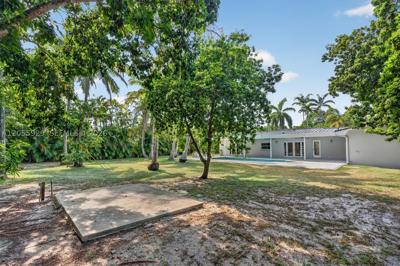 8220 SW 152nd St #0, Palmetto Bay FL 33157