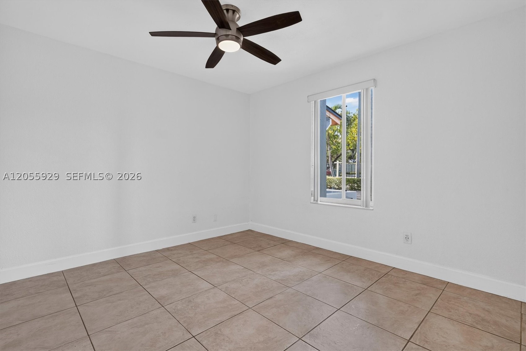 8220 SW 152nd St #0, Palmetto Bay FL 33157