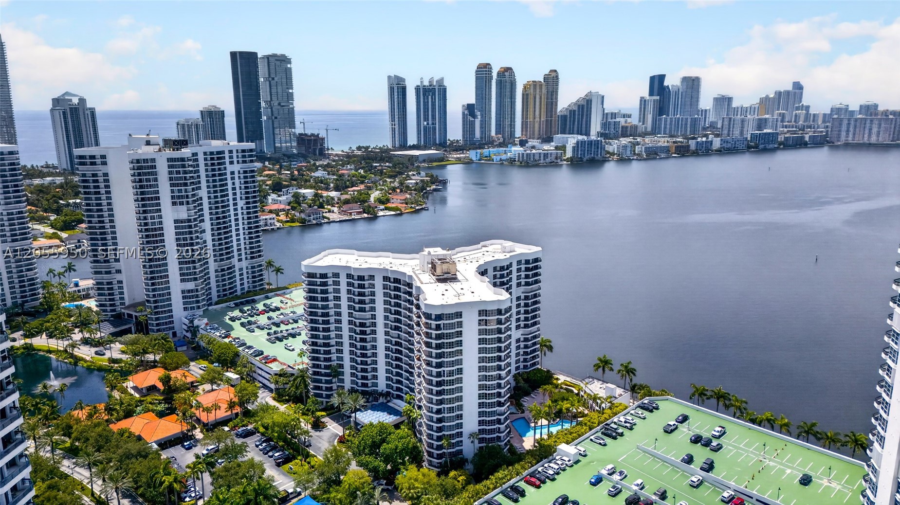 3600 Mystic Pointe Dr #310, Aventura FL 33180