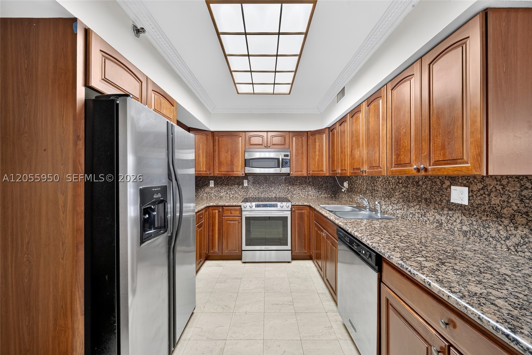 3600 Mystic Pointe Dr #310, Aventura FL 33180