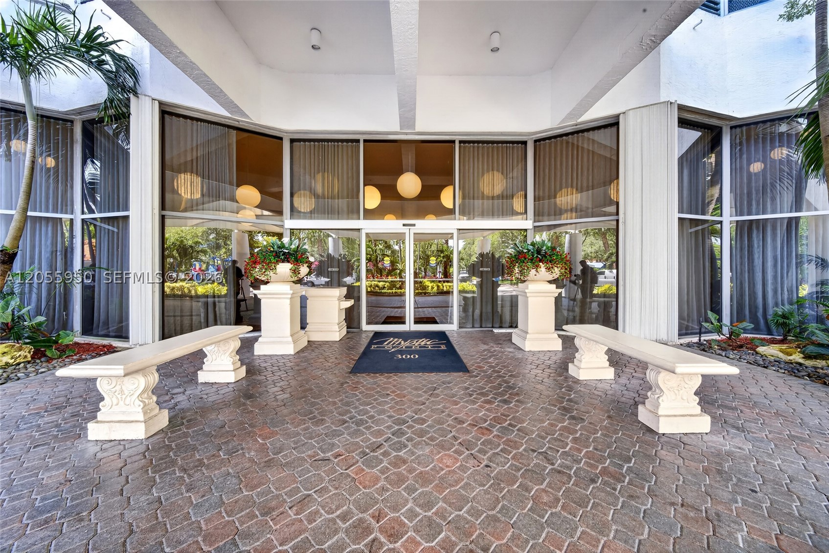 3600 Mystic Pointe Dr #310, Aventura FL 33180