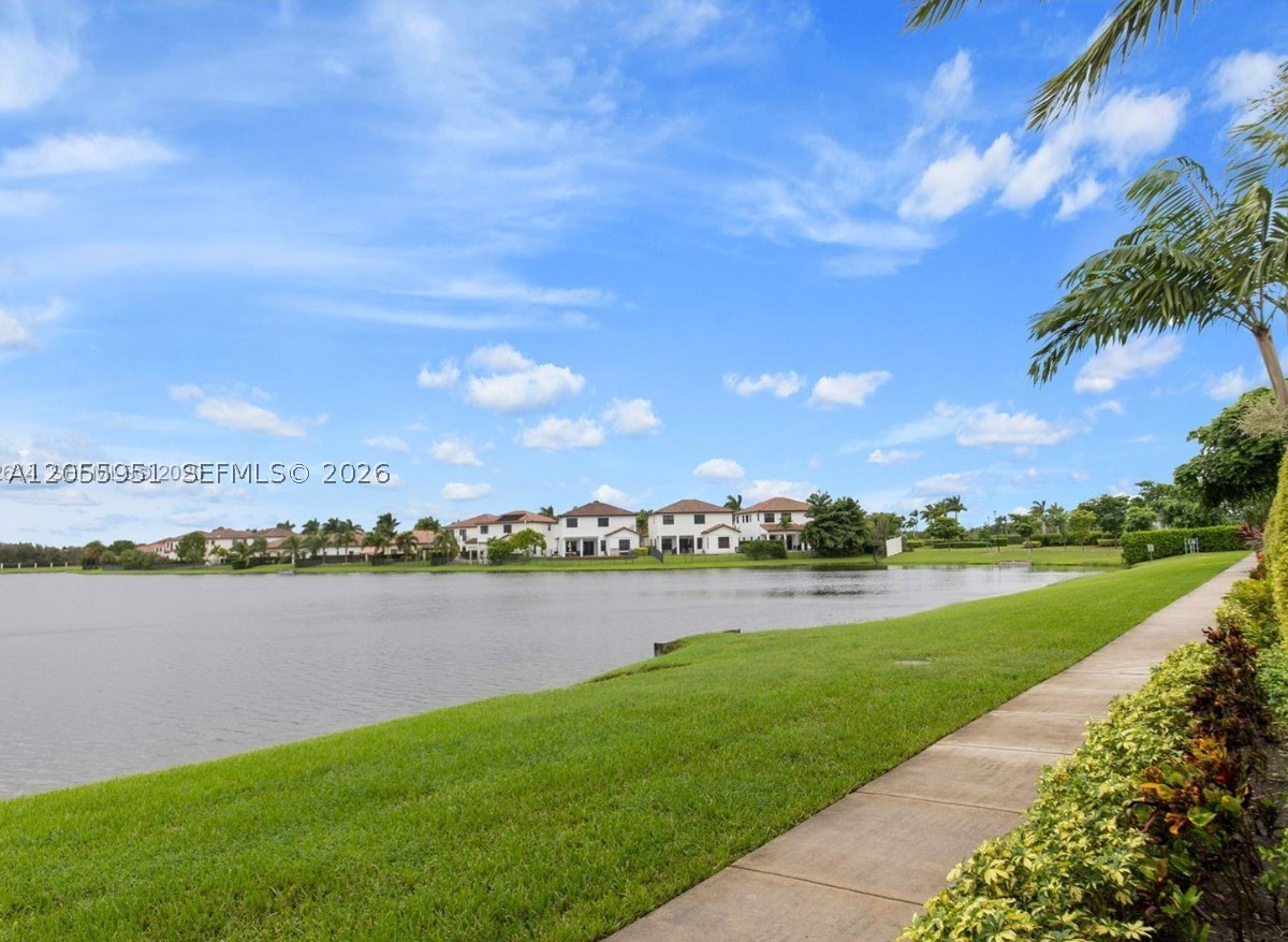 2955 Tortola Way, Cooper City FL 33024