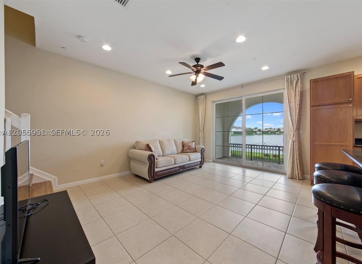 2955 Tortola Way, Cooper City FL 33024