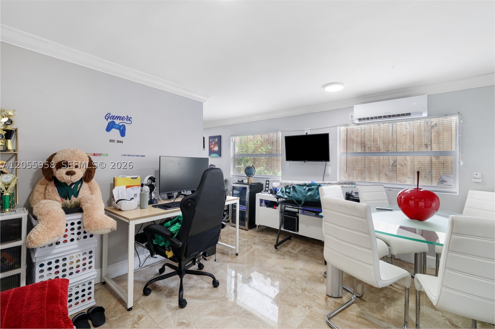 11425 NW 88th Ct, Hialeah Gardens FL 33018