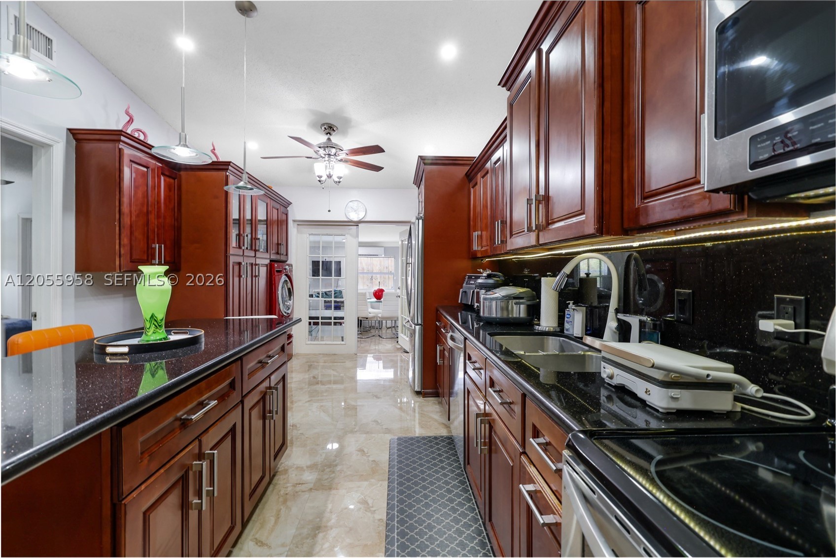 11425 NW 88th Ct, Hialeah Gardens FL 33018