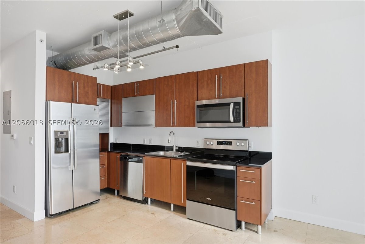 690 SW 1st Ct #2306, Miami FL 33130