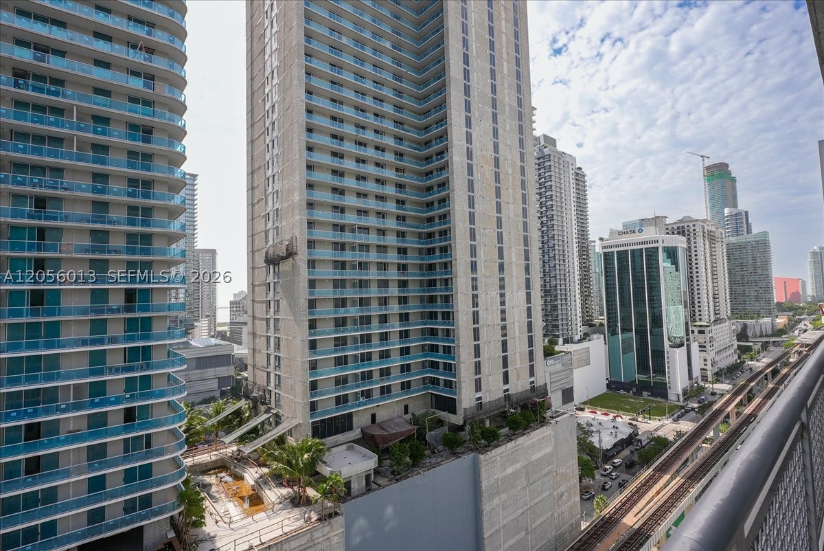 690 SW 1st Ct #2306, Miami FL 33130