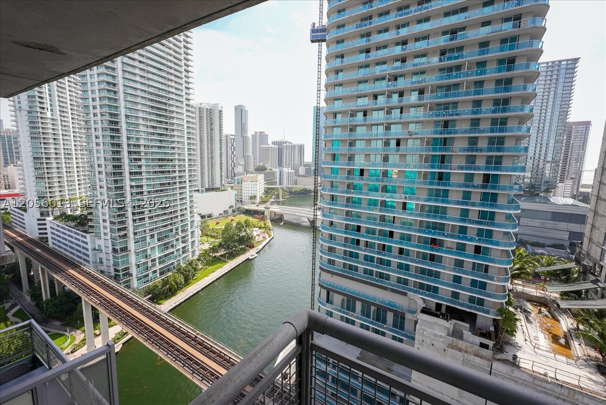 690 SW 1st Ct #2306, Miami FL 33130