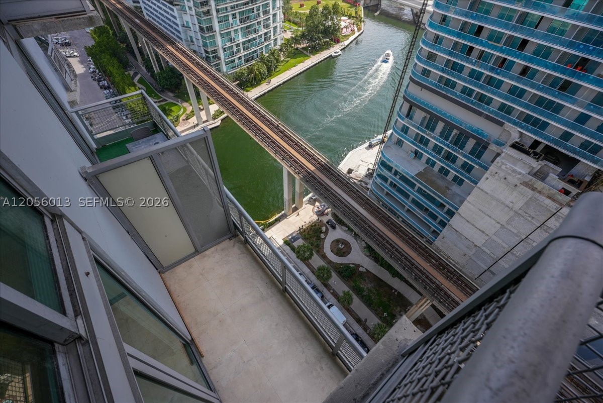 690 SW 1st Ct #2306, Miami FL 33130