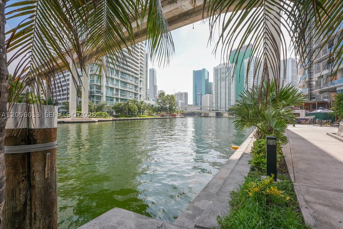 690 SW 1st Ct #2306, Miami FL 33130