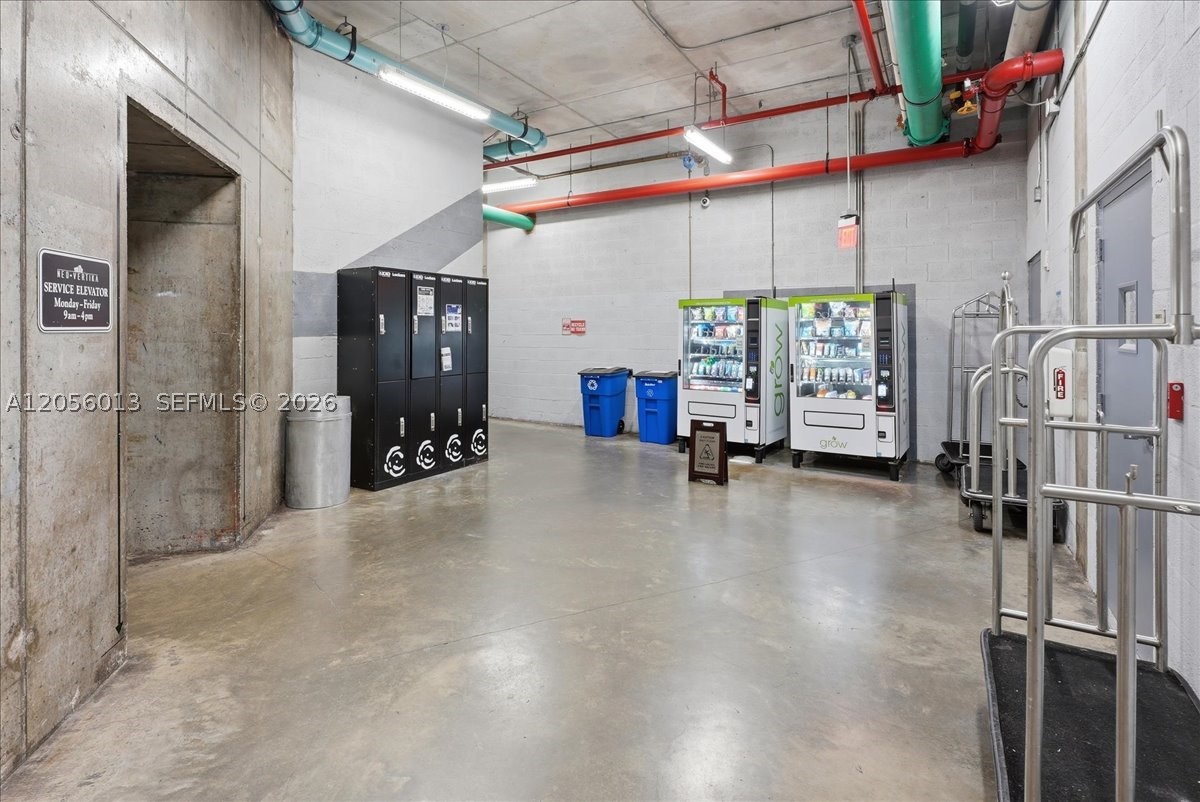 690 SW 1st Ct #2306, Miami FL 33130