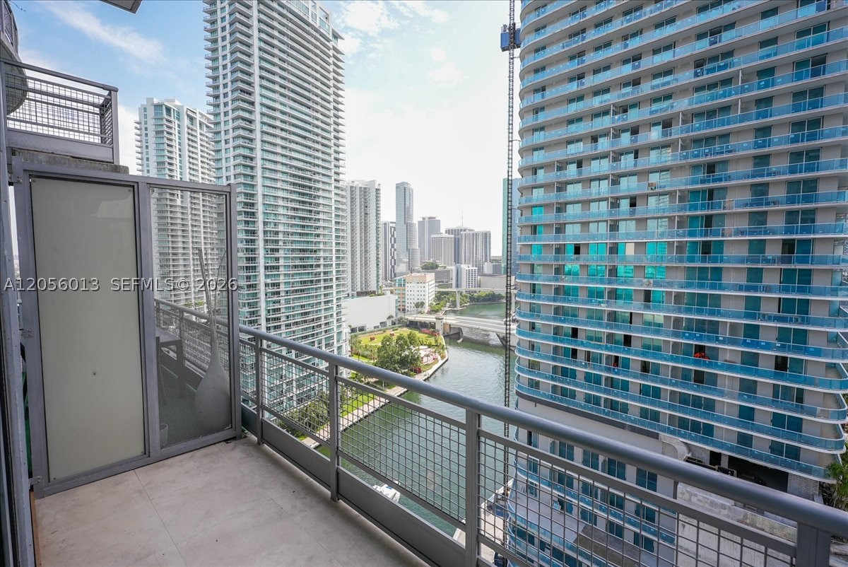 690 SW 1st Ct #2306, Miami FL 33130