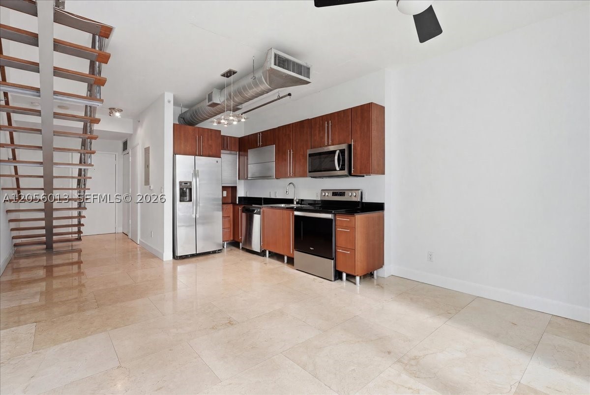 690 SW 1st Ct #2306, Miami FL 33130