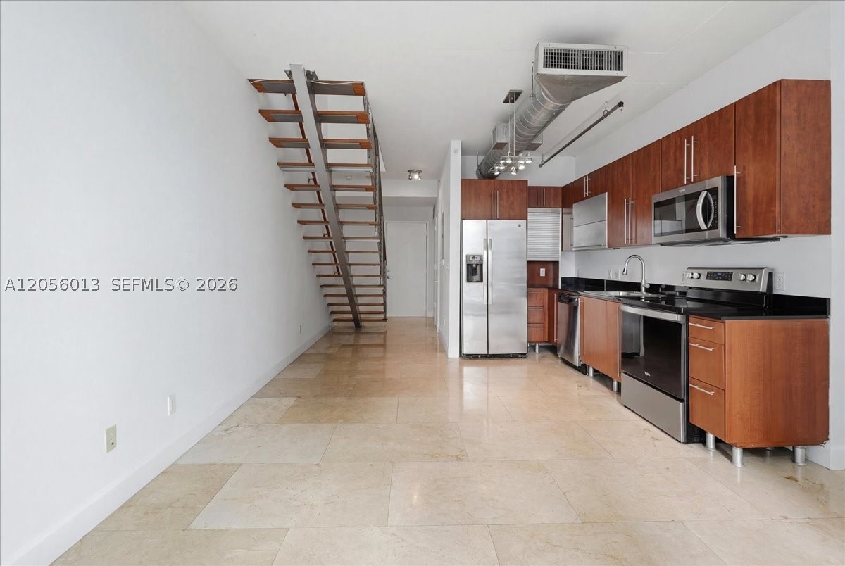 690 SW 1st Ct #2306, Miami FL 33130