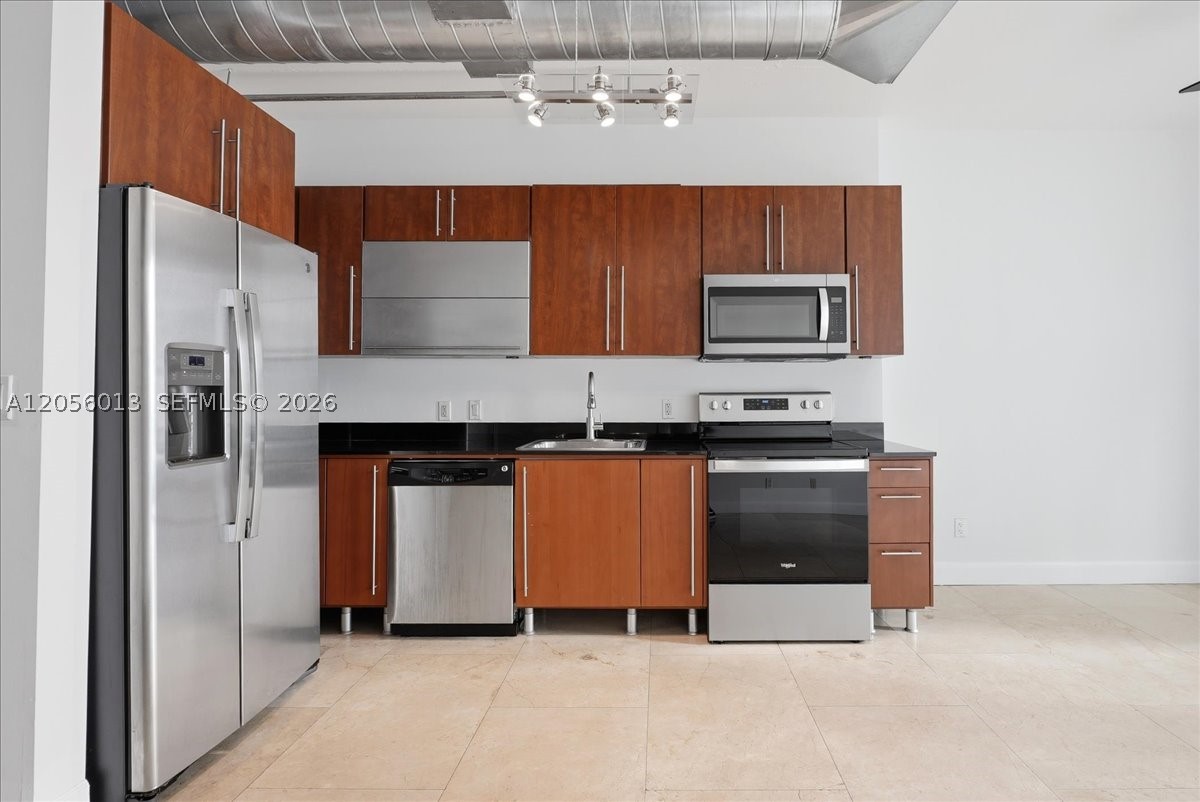 690 SW 1st Ct #2306, Miami FL 33130
