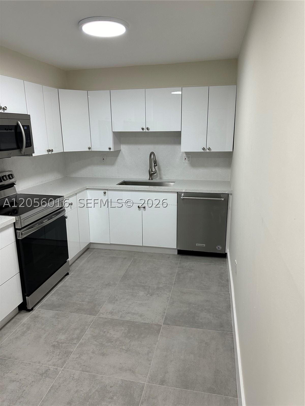 10090 NW 80th Ct #1421, Hialeah Gardens FL 33016