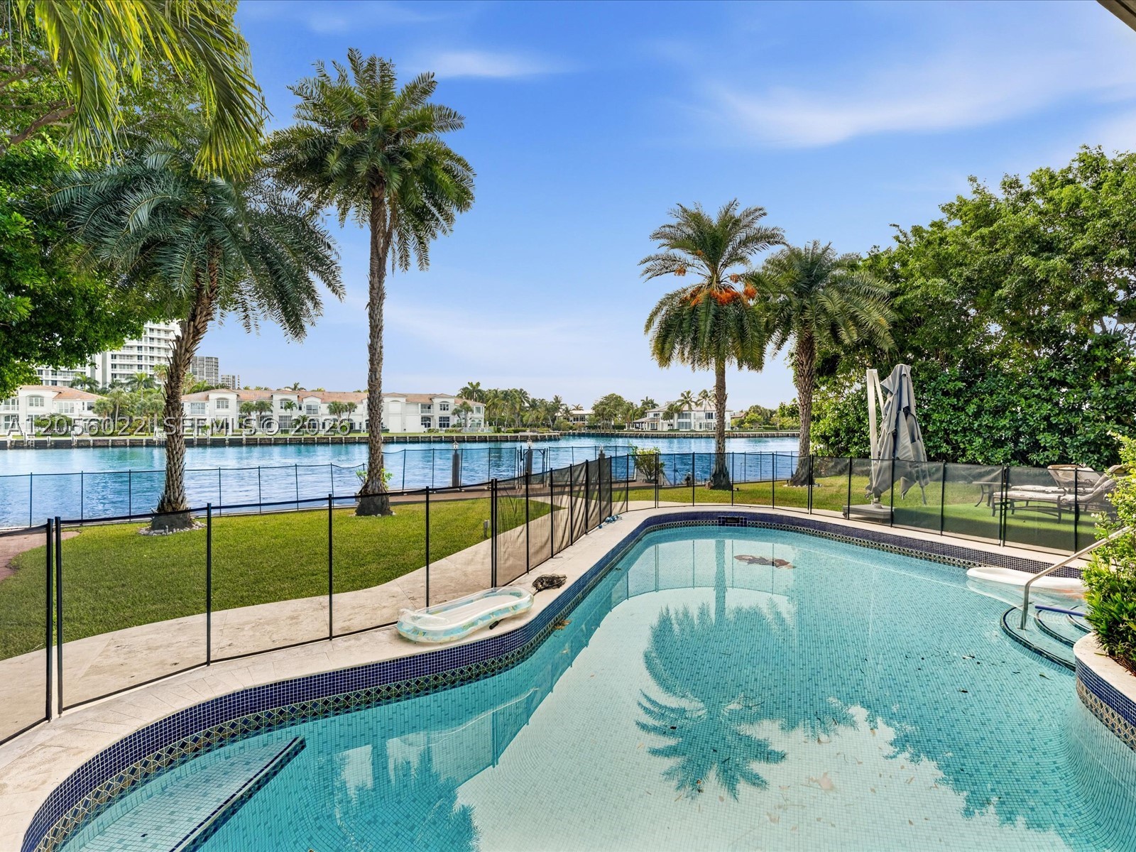 628 N Island, Golden Beach FL 33160