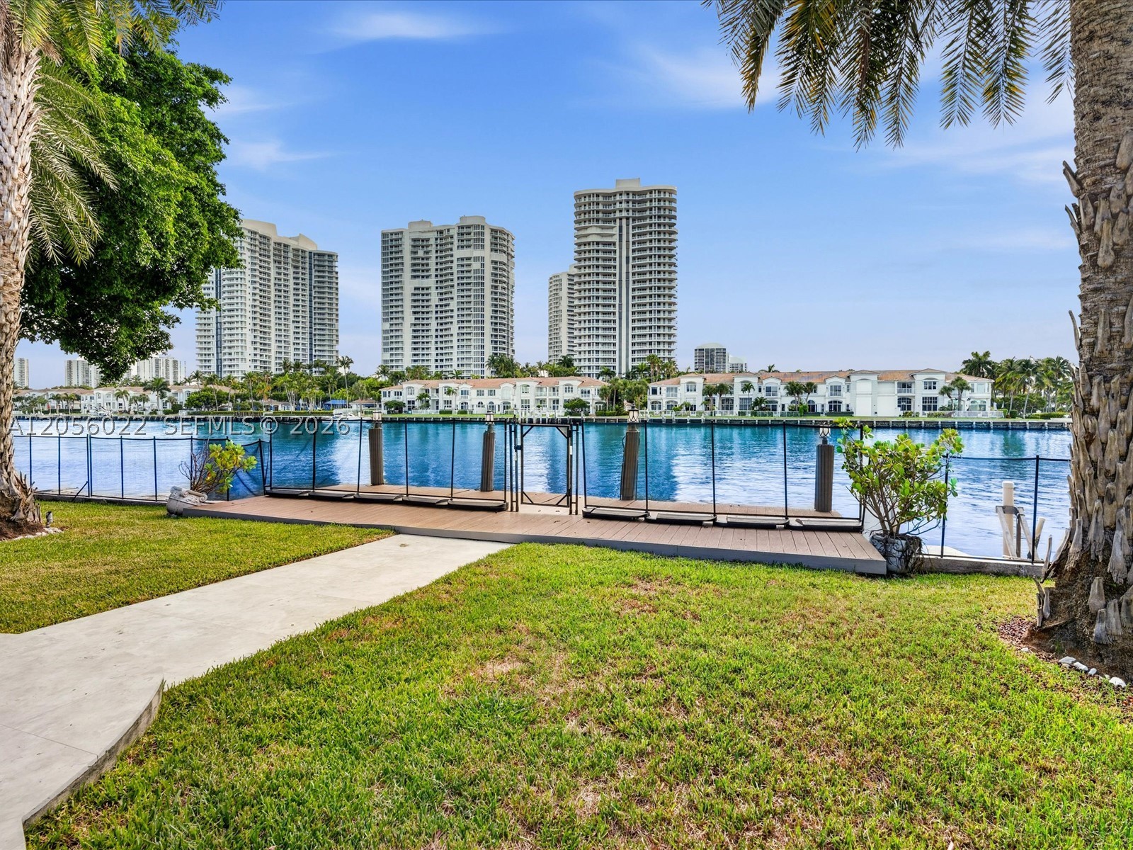 628 N Island, Golden Beach FL 33160