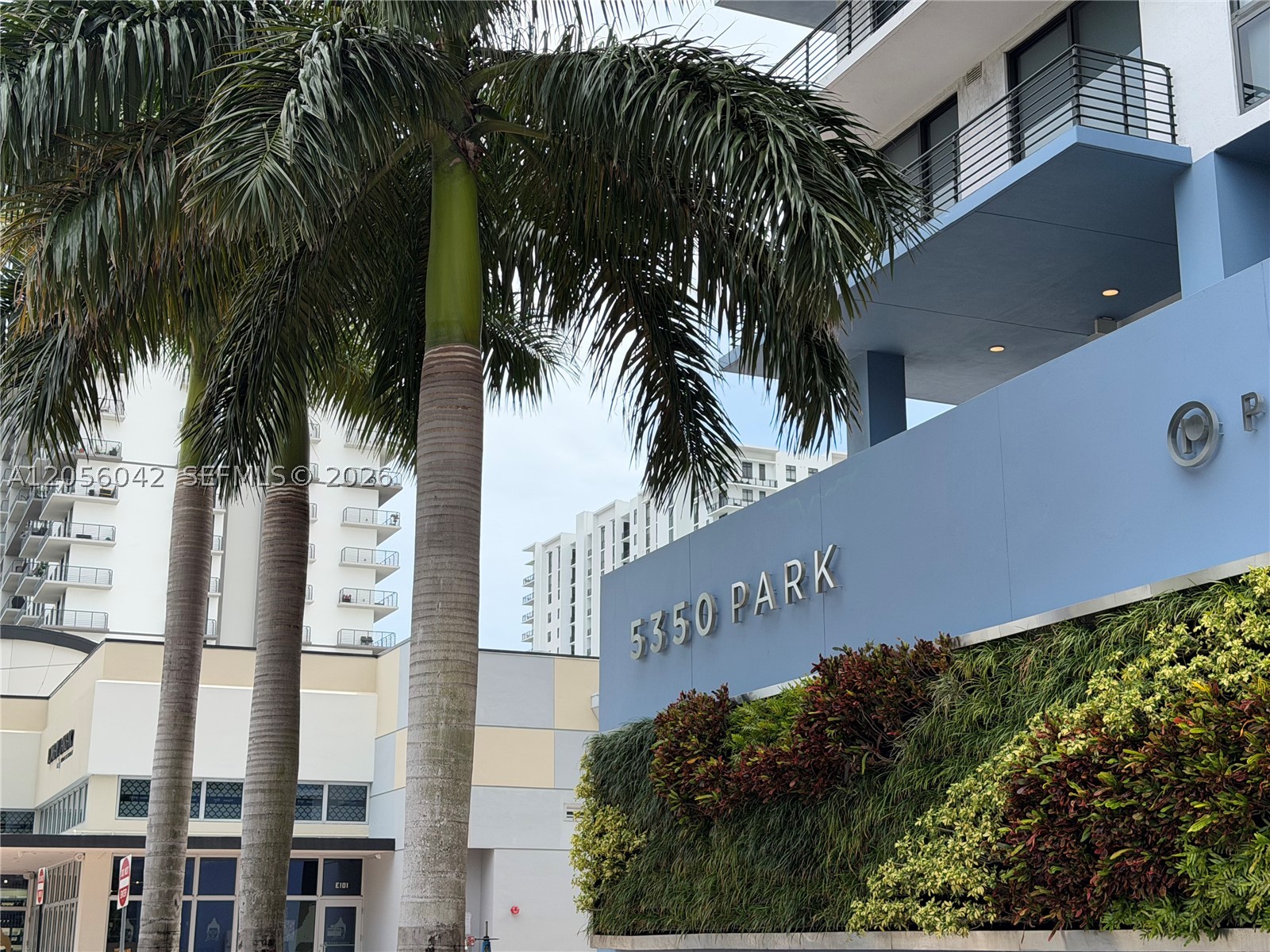 5350 NW 84th Ave #606, Doral FL 33166