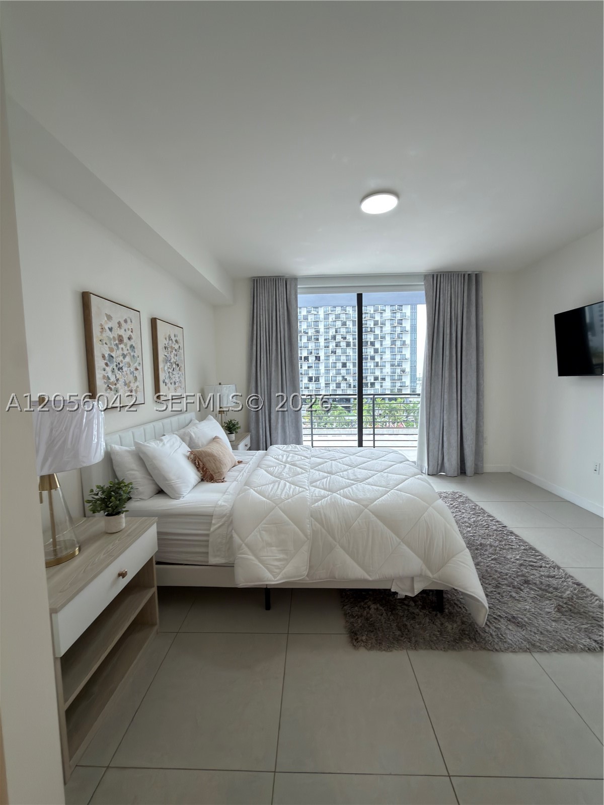 5350 NW 84th Ave #606, Doral FL 33166