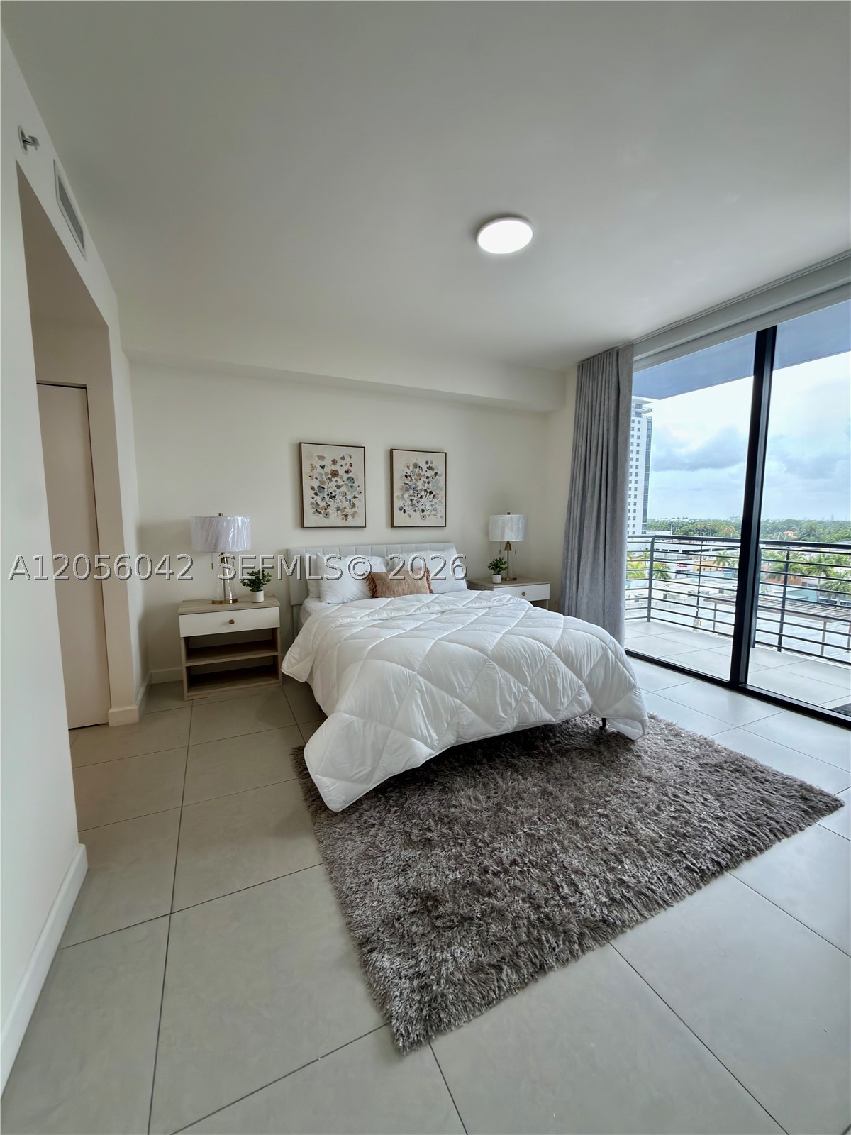 5350 NW 84th Ave #606, Doral FL 33166