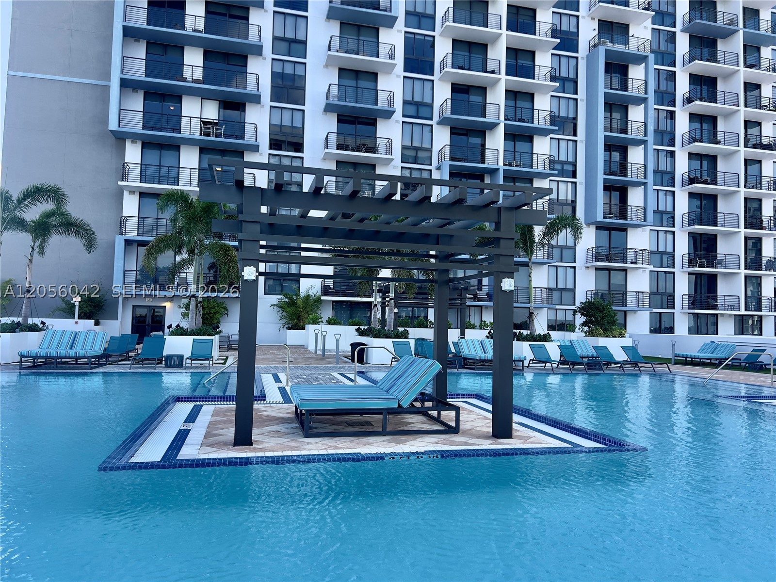 5350 NW 84th Ave #606, Doral FL 33166