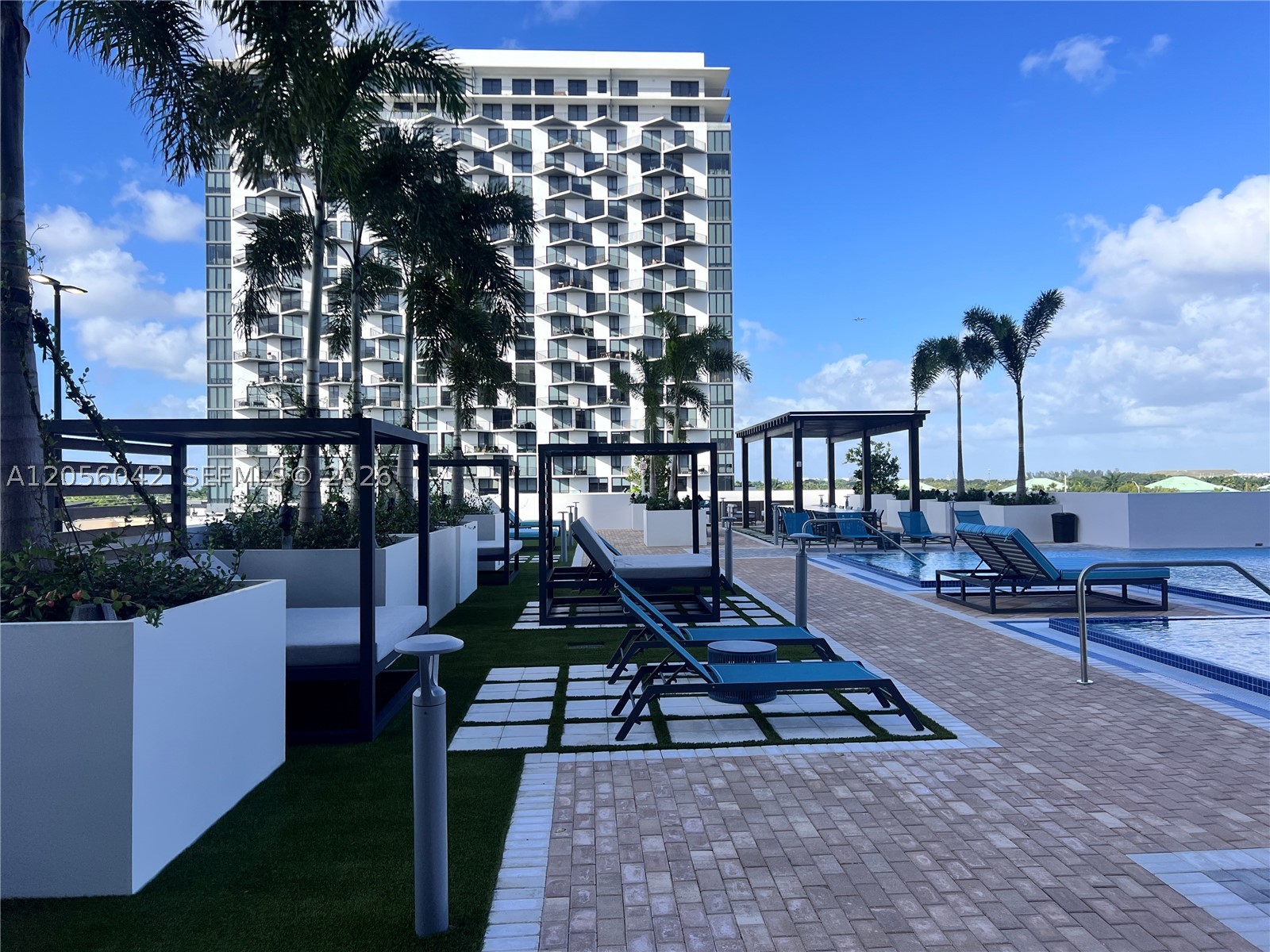 5350 NW 84th Ave #606, Doral FL 33166