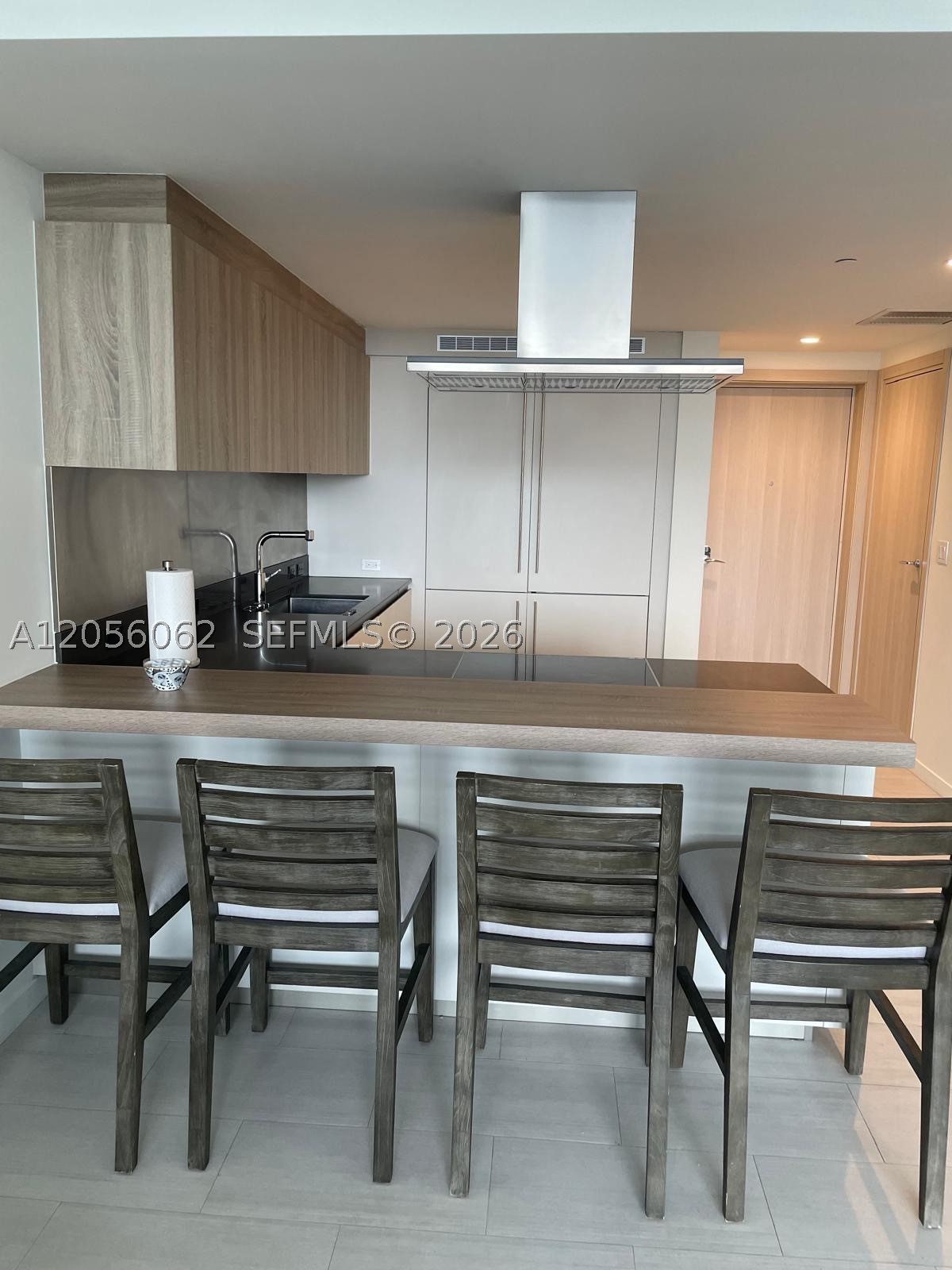 1000 Brickell Plaza #2404, Miami FL 33131