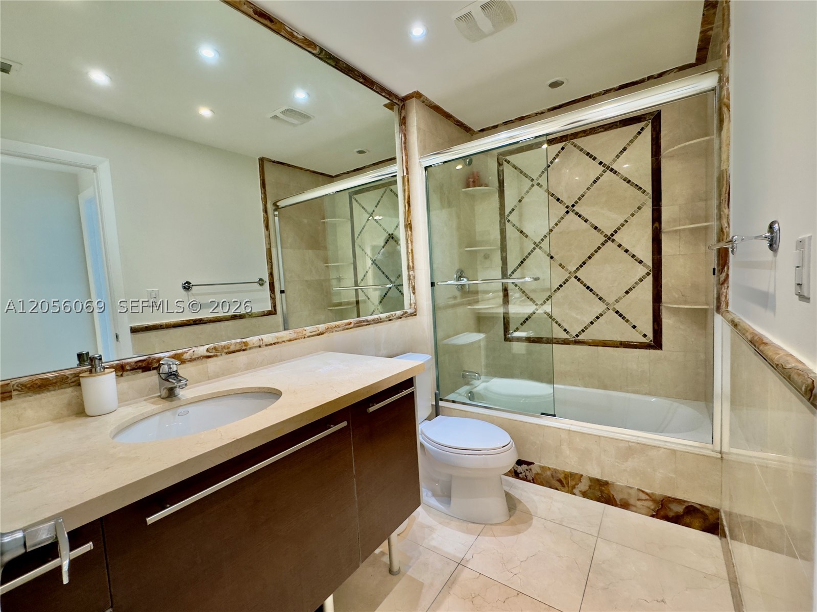1900 N Bayshore Dr #4003, Miami FL 33132