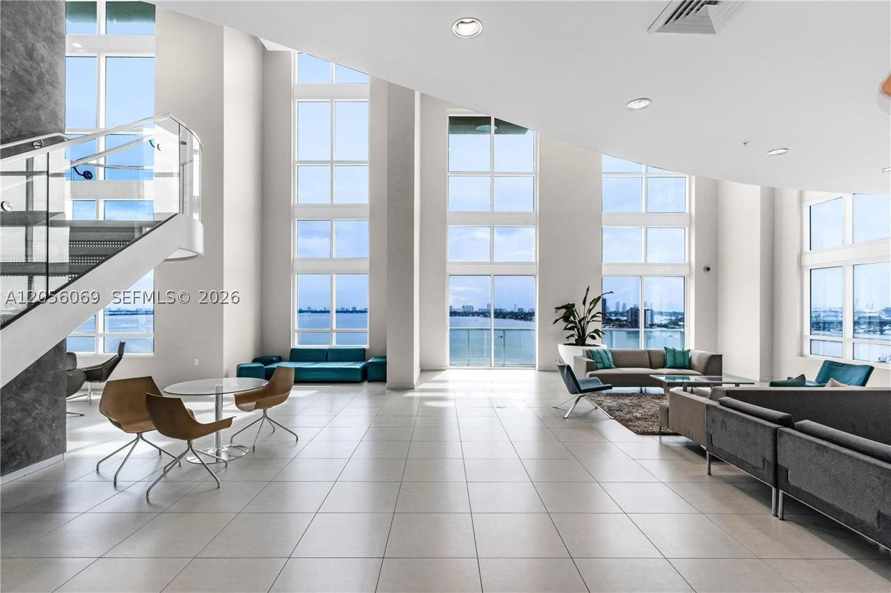 1900 N Bayshore Dr #4003, Miami FL 33132