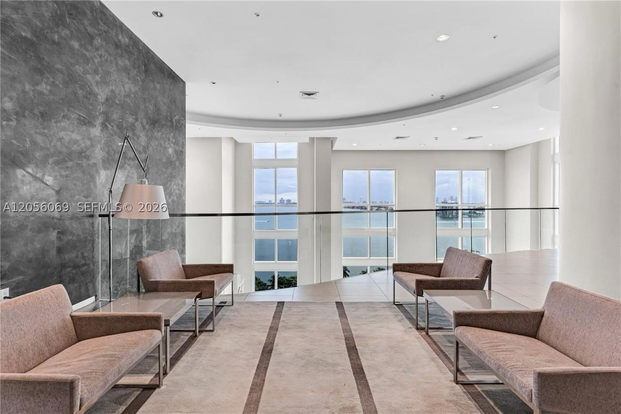 1900 N Bayshore Dr #4003, Miami FL 33132