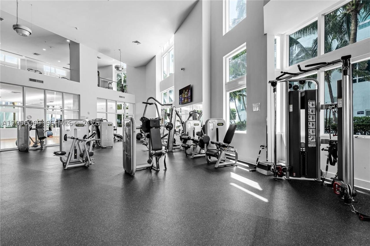 1900 N Bayshore Dr #4003, Miami FL 33132