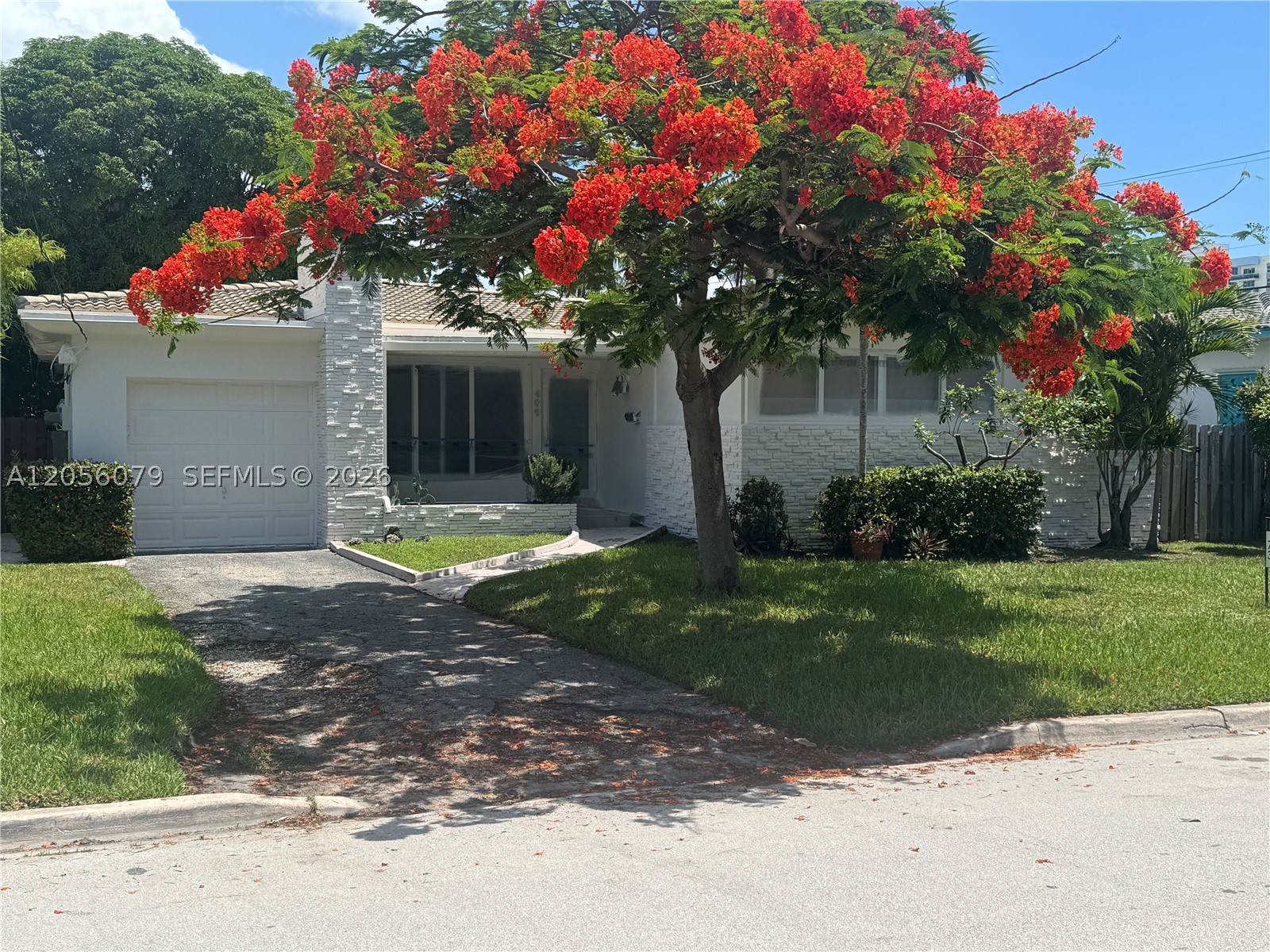 409 91st St, Surfside FL 33154