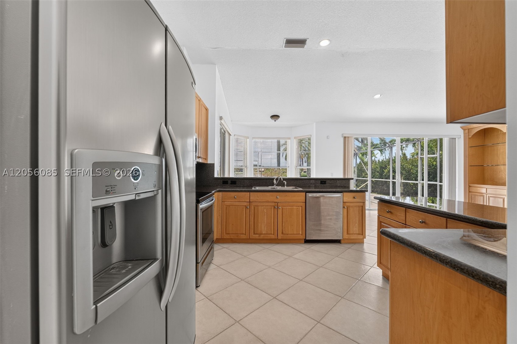 18659 SW 12th St, Pembroke Pines FL 33029