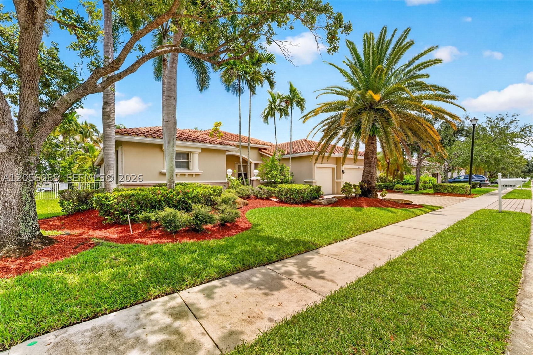 18659 SW 12th St, Pembroke Pines FL 33029