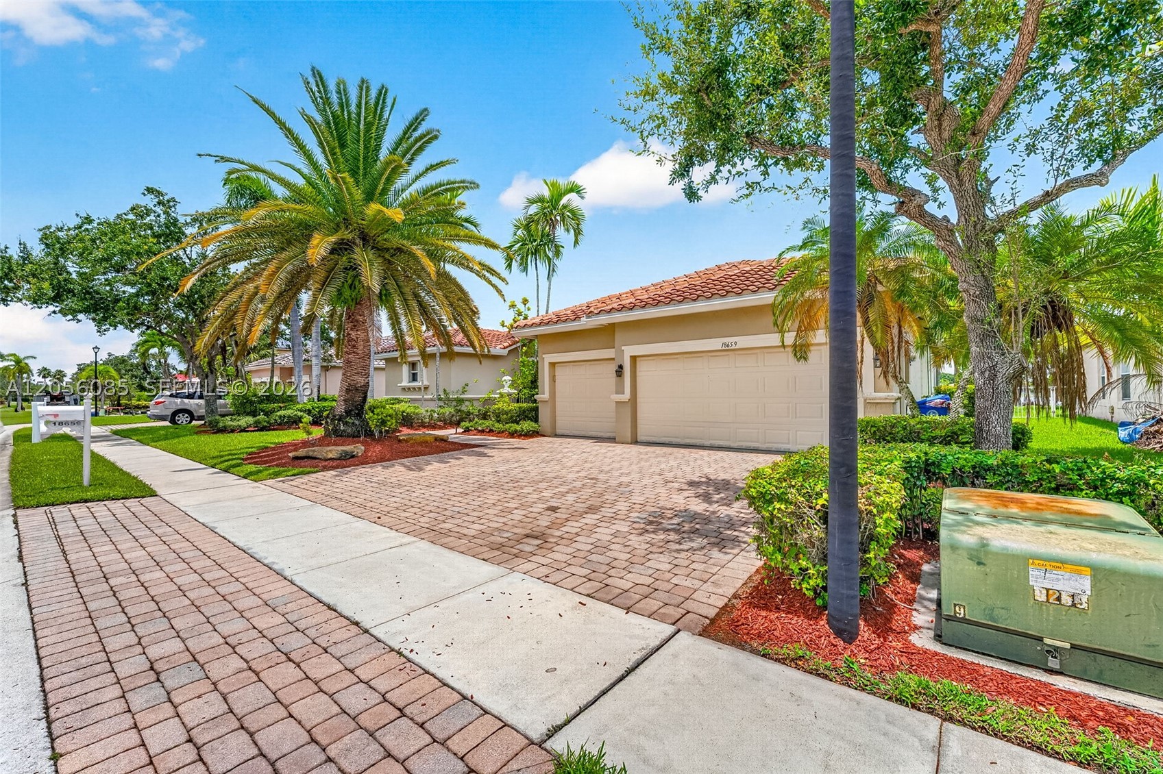 18659 SW 12th St, Pembroke Pines FL 33029