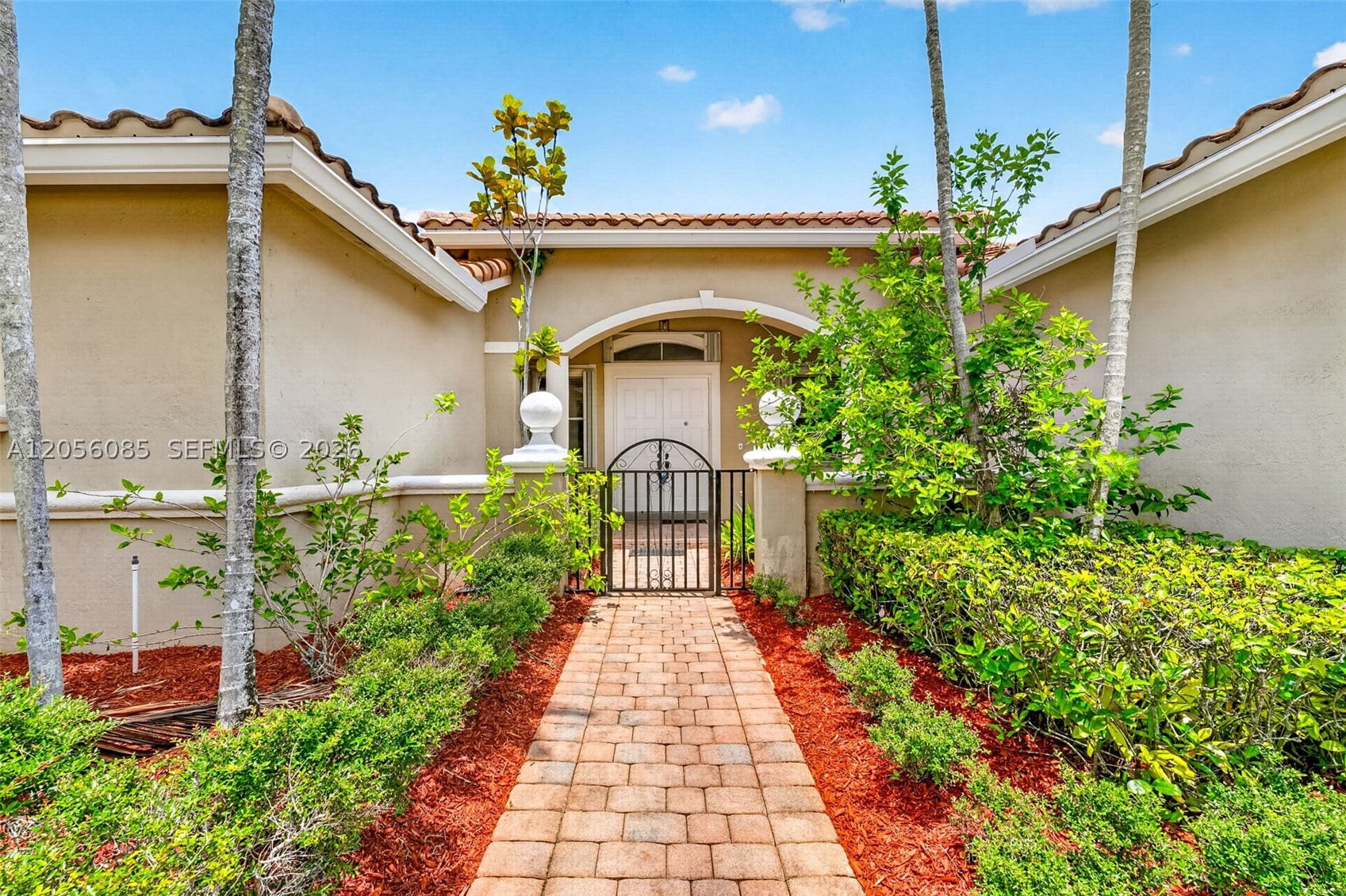 18659 SW 12th St, Pembroke Pines FL 33029