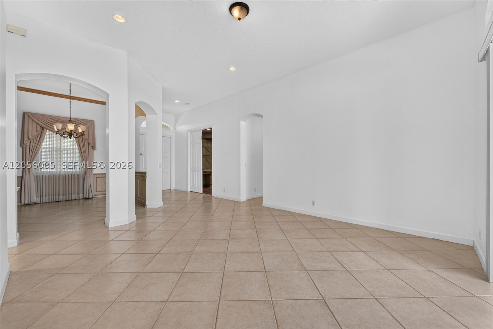 18659 SW 12th St, Pembroke Pines FL 33029