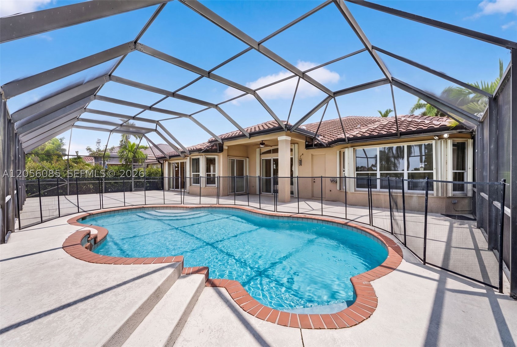 18659 SW 12th St, Pembroke Pines FL 33029