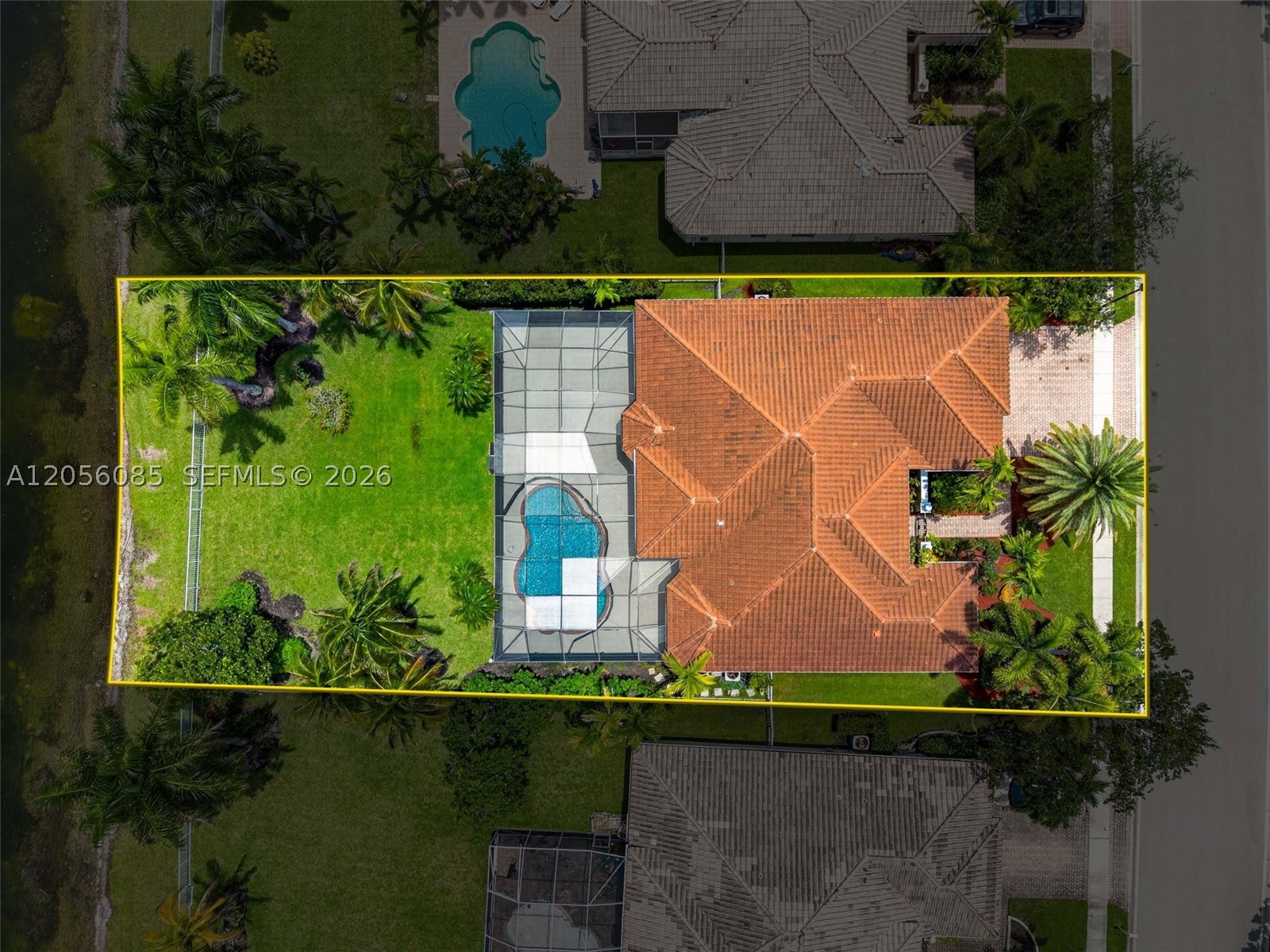 18659 SW 12th St, Pembroke Pines FL 33029
