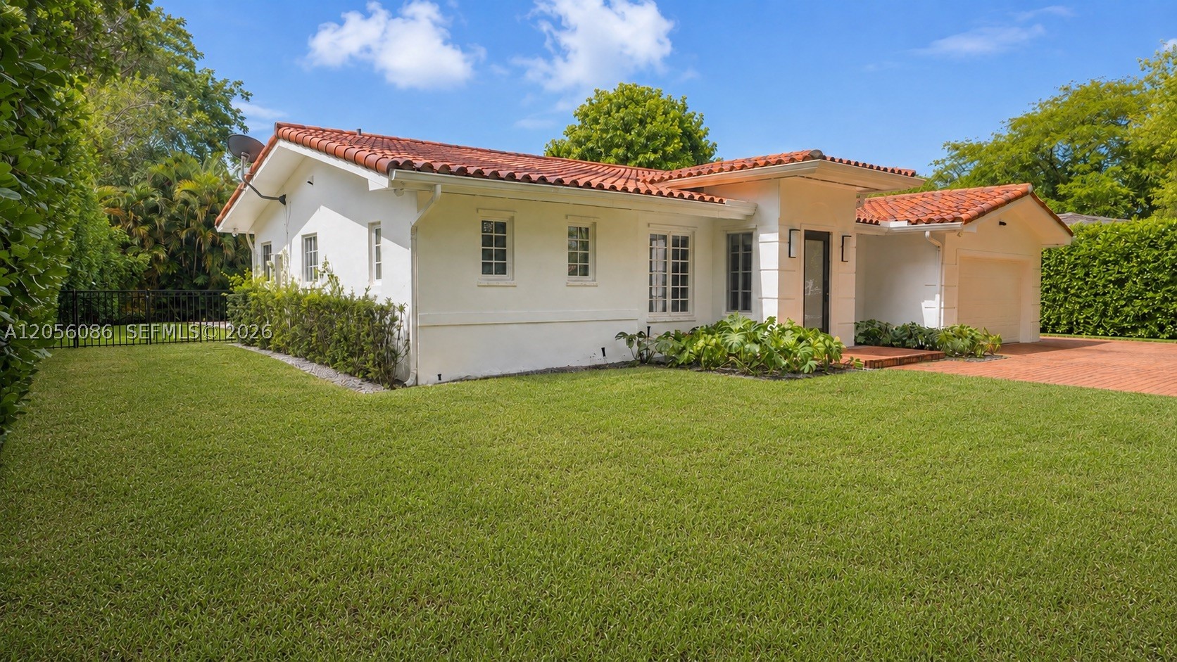 614 San Juan Dr, Coral Gables FL 33143